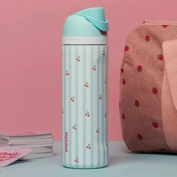 Owala- 32 oz Freesip pillow talk cherry striped water bottle cold cup arctic - Picture 1 of 6